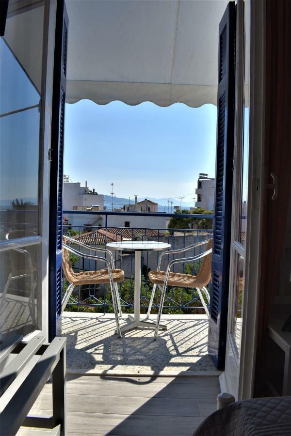 Aphrodite Art Hotel Aegina Exterior photo